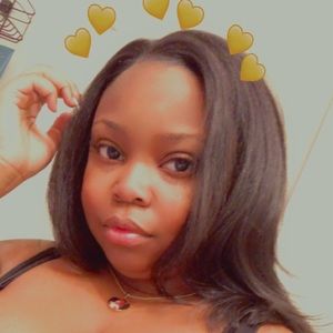 Meet your Posher, Alantra